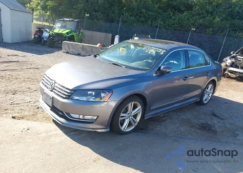 2015 Volkswagen Passat 3.6L V6 Sel Premium из США, поврежденный, VIN 1VWCM7A36FC025556